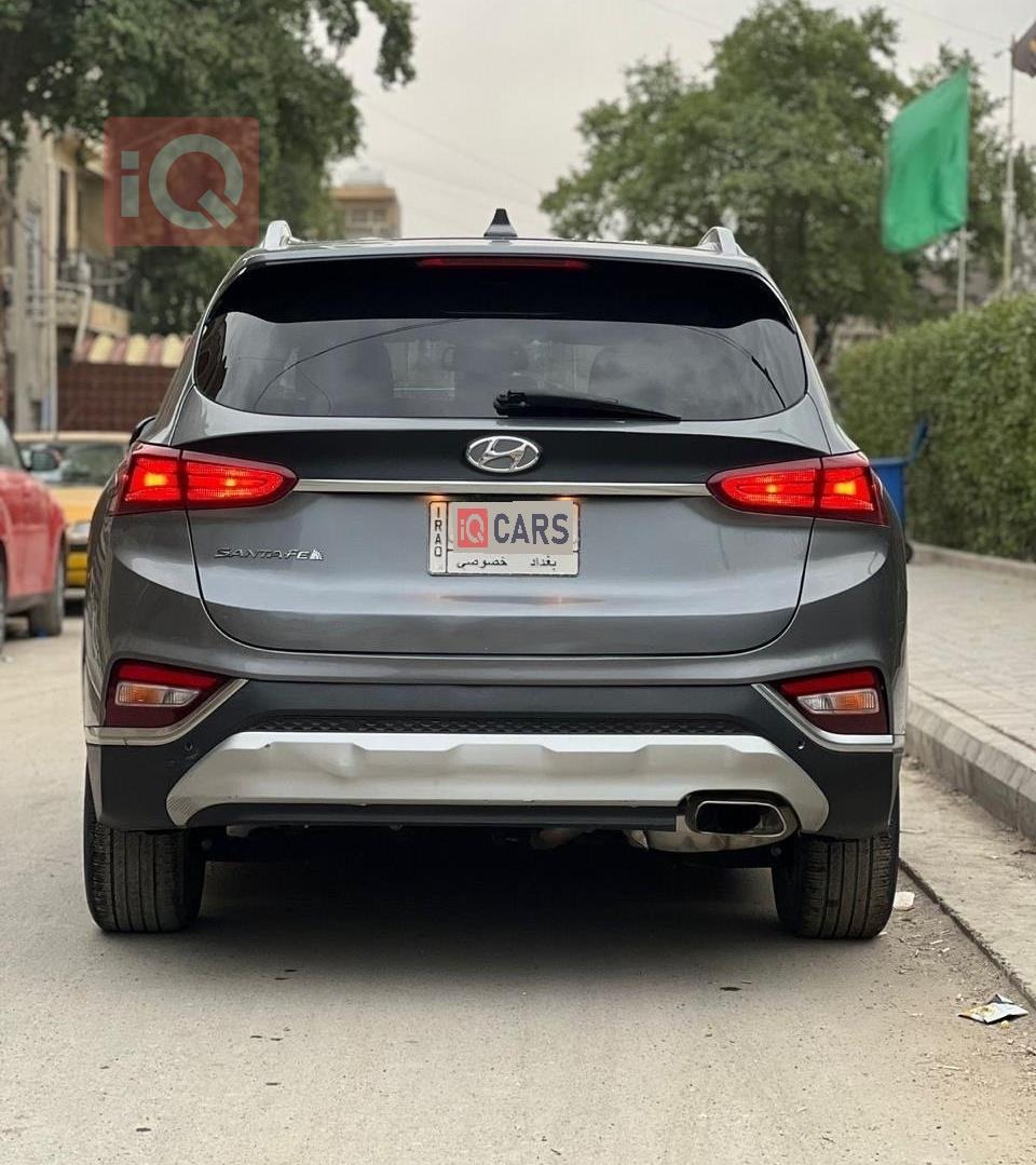 هيونداي سانتافي